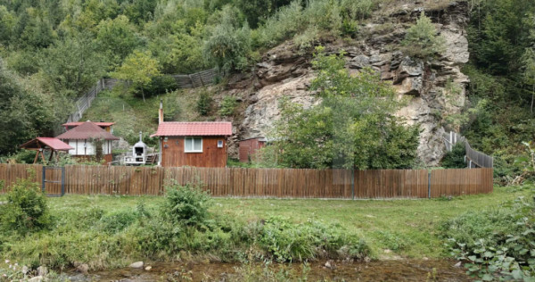 Casa de vacanta si teren intravilan, 425 mp, Valea Ierii