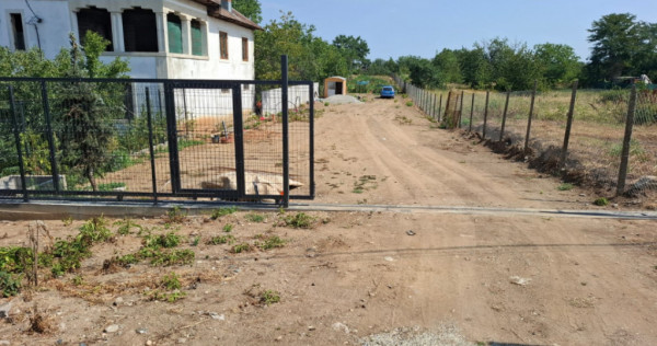 Teren Ultracentral Comuna Coșoveni &ndash; 2.290 mp | Utilită?