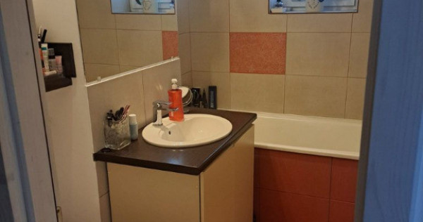 Apartament 2 camere zona Aurel Vlaicu