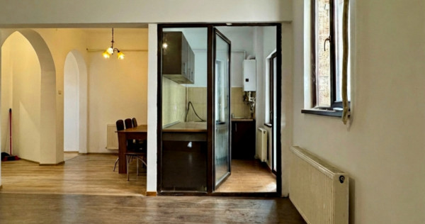 Apartament 2 camere &icirc;n vilă | 57 mp utili | Vitan | potriv