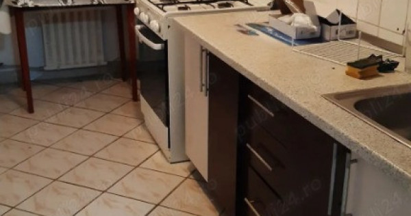 Vitan mall etaj 7 decomandat