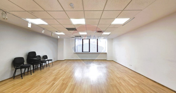 &Icirc;nchiriere birou in Brașov, 60 mp open-se pe Bulevardul...