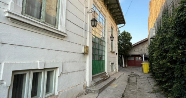 Casa zona centrala, teren 800 mp