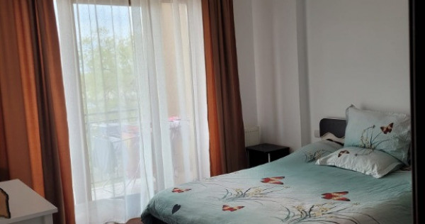 Inchiriez apartament 2 camere in Tecuci central cu parcare