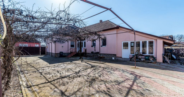 Casa ideală pentru familie: școală la 3 min. Zonă foa...