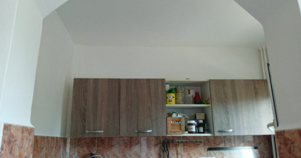 Vand garsoniera Confectii