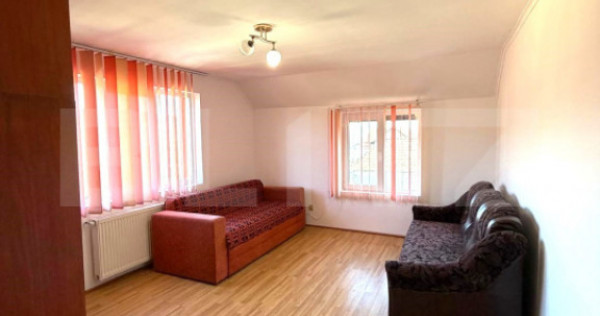 Casa 3 camere, 130 mp, 400 teren, 4 parcari, zona Valea Chin