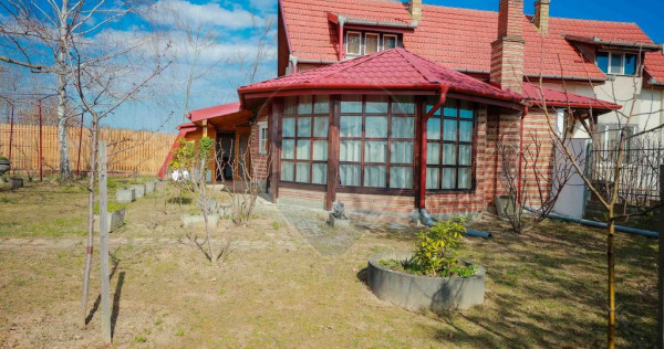 Casă de v&acirc;nzare, tip duplex, teren 889 mp, &icirc;n Păușa,...