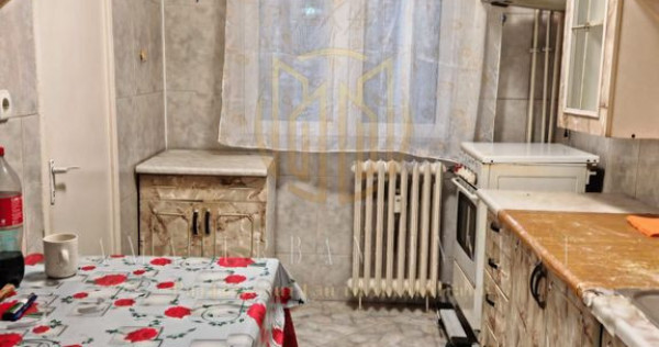 3 camere Rahova Teius cf 1 decomandat parter inalt