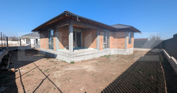 Casa moderna, pe un singur nivel, zona cetate