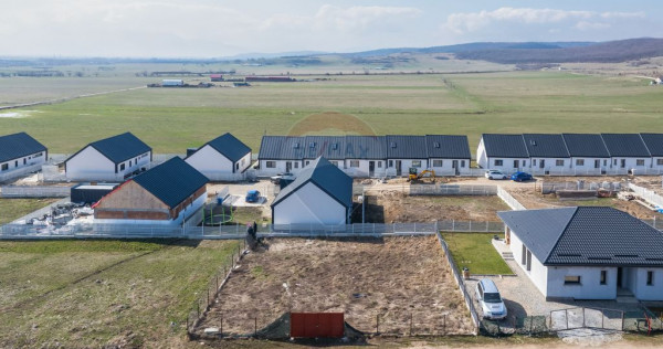 Comision 0% | Teren pentru casa ta, &icirc;ntr-o zonă linișt...