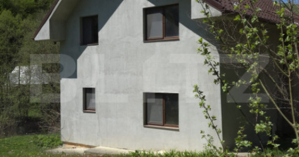 Casa de vacanta-Exclusivitate-Cumparator Comision 0-Sat Fiad