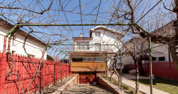 Casa Centrala Pitesti - Exercitiu, Strada Traian