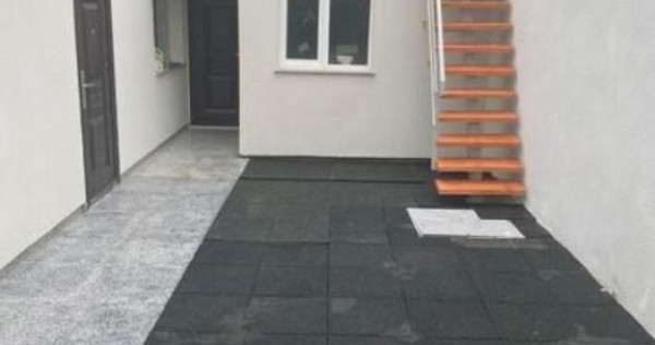 De vanzare casa 2 camere, recent renovata - Zona Domenii-...