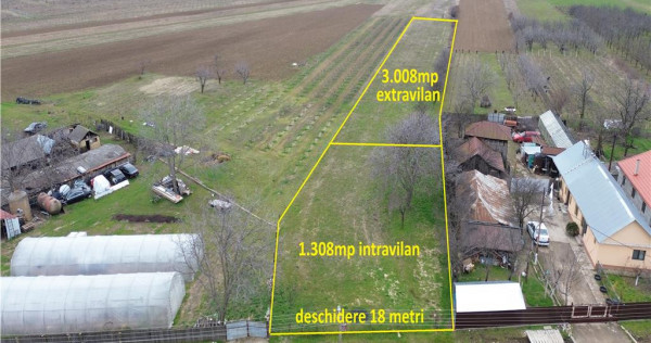 Teren intravilan 1.308mp 3.008mp extravilan in Urechesti d