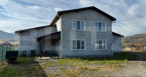 Afacere la cheie, casa de locuit si 28 ari de teren in Arcal