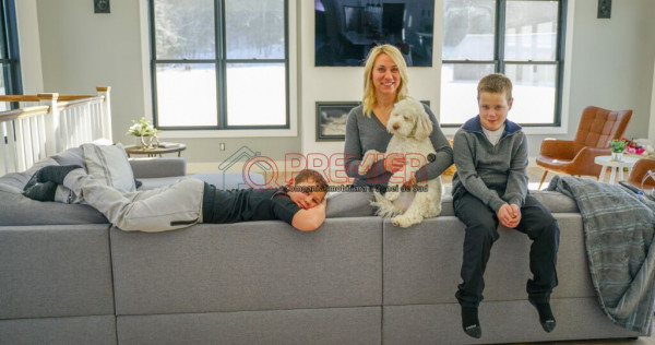 2 Camere S4 &ndash; Grand Arena | Pret Competitiv