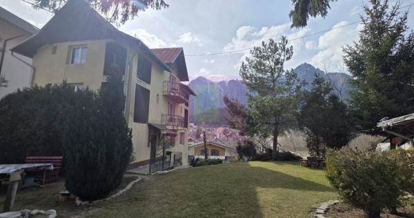 Vila de v&acirc;nzare cu 8 camere și garaj in Busteni