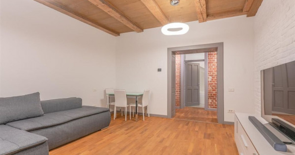Locuință de 71 mp renovată integral și complet utilat...