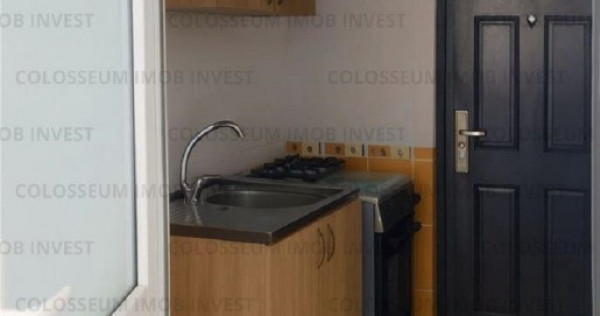 Camera de camin cu baie proprie si centrala - Zona Tractorul/Rulmentul