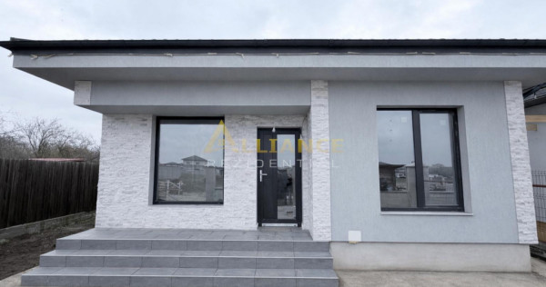 Casa Individuala - 3 camere - 1 baie - 250mp teren