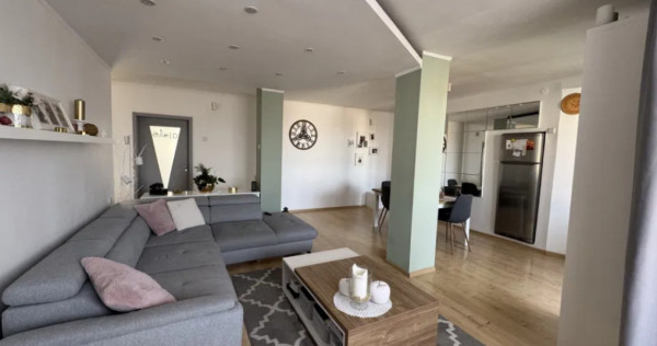 Apartament 4 camere, decomandat - zona Grivitei