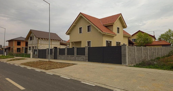 Giarmata - Casa P+1, 4 Dormitoare, 4 Bai, Garaj, Beci, Te...