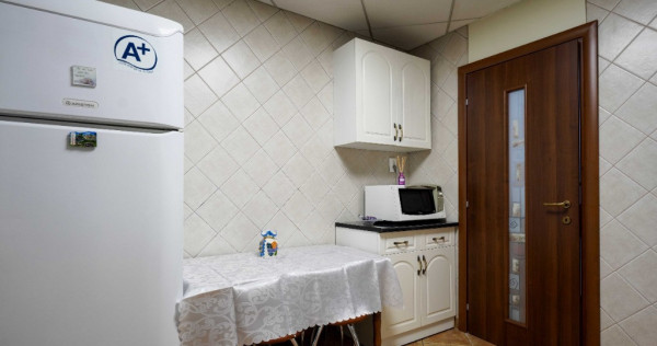 Inchiriere apartament 2 camere zona Mall Vitan