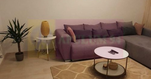 Vanzare Apartament 2 Camere mobilat si utilat Plaza Resid...