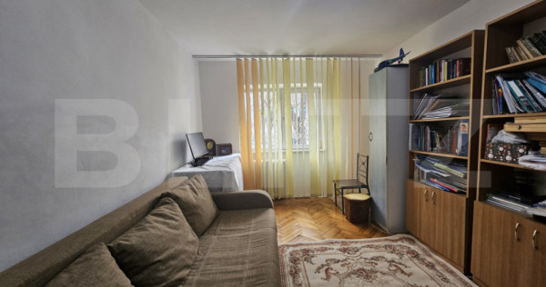 Apartament 2 camere decomandat, zona centrala, vis-a-vis de
