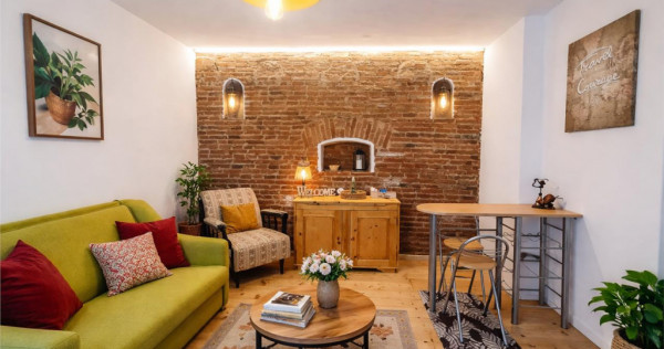 Vintage style, complet renovat si echipat, Central, Brasov