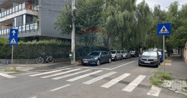 Casa de vanzare Bucurestii Noi Gloriei | 5 camere, teren ...