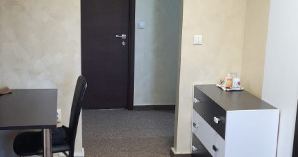 Aparatorii patriei camera fara bucatarie in bloc nou