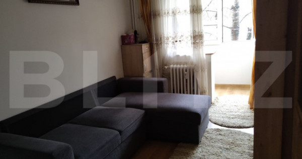 Apartament 2 camere, 40 mp, semidecomandat, etaj intermediar