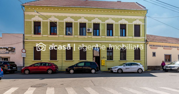 Locuință &icirc;n centru | renovat | gata de locuit | Parcul...