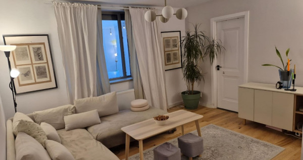 Apartament 2 camere mari+birou+boxa &icirc;n vilă | Terasă | Victoriei | Lux