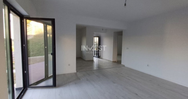 Casă parter, 3 camere, 818 mp teren, zona Valea Adanca