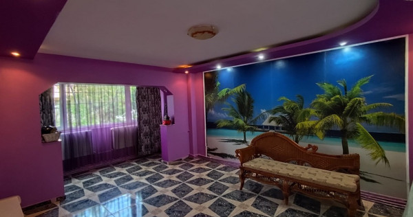 Apartament 3 camere de vanzare-Militari