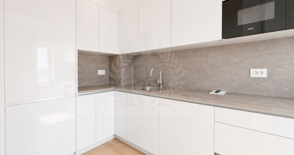 Apartament 2 camere, spatiu birouri, Ultracentral Ploiesti,