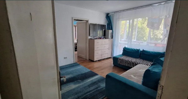 Apartament 2 camere, semidecomandat - zona Astra.