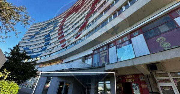 SPATIU COMERCIAL - zona Semiluna , Baia Mare