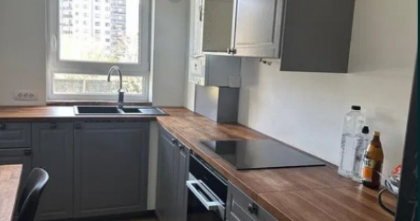 Apartament 2 camere, decomandat - zona Tractorul