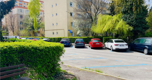 Apartament 3 camere cu pivnita de , Astra, Brasov