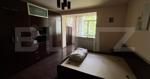 Apartament 3 camere, 67 mp, zona Cina