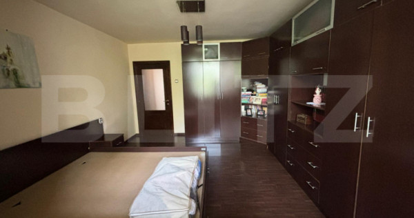 Apartament 3 camere, 67 mp, zona Cina