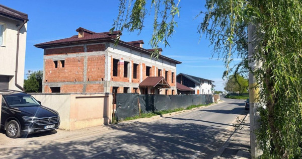Domnesti - cladire 319 mp util, 2x garaj, ideal comercial