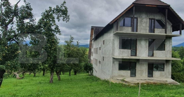 PENSIUNE IN Bran, SOHODOL, 700 mp utili, 3600mp teren, Doar