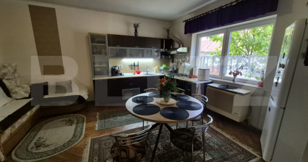Casa 4 dormitoare, 220 mp, teren 500 mp, zona Titulescu
