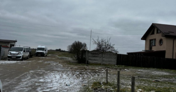 Teren intravilan 10.000 mp &icirc;n Coșoveni &ndash; deschidere 21,5