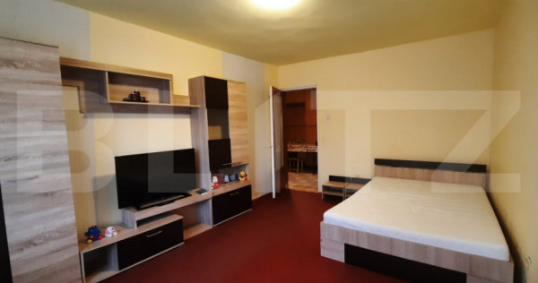 Apartament 3 camere, 101 mp, zona Micro 15